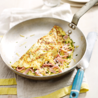 Ham & Cheddar omelette with grated courgette